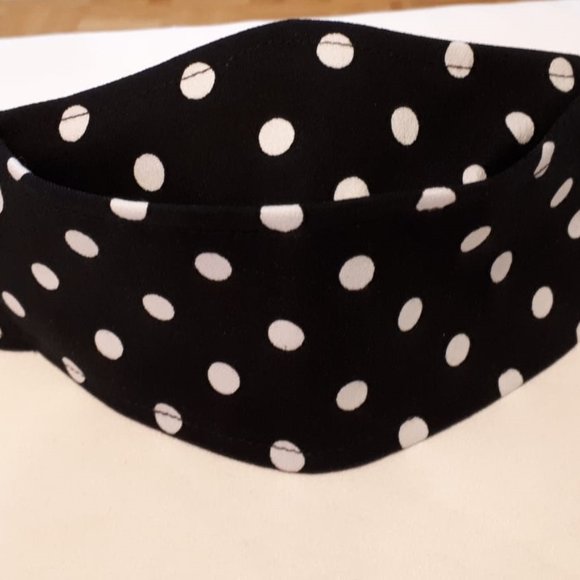 Ladies Polka Dot 3D Face Mask - Picture 2 of 3